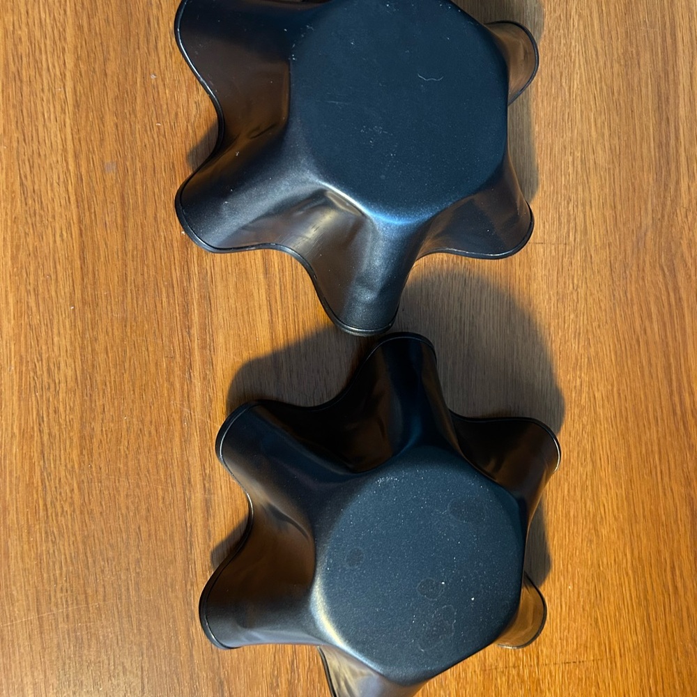 Black Tortilla shell Pan